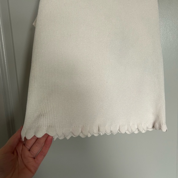 Bar III White high neck Sleeveless Top - Picture 4 of 4